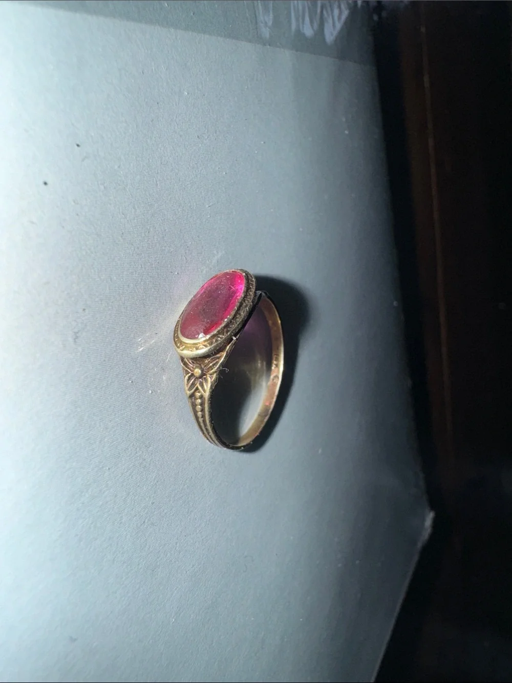 Vintage Gold Ring with Pink Oval Stone - Picture 1 of 5